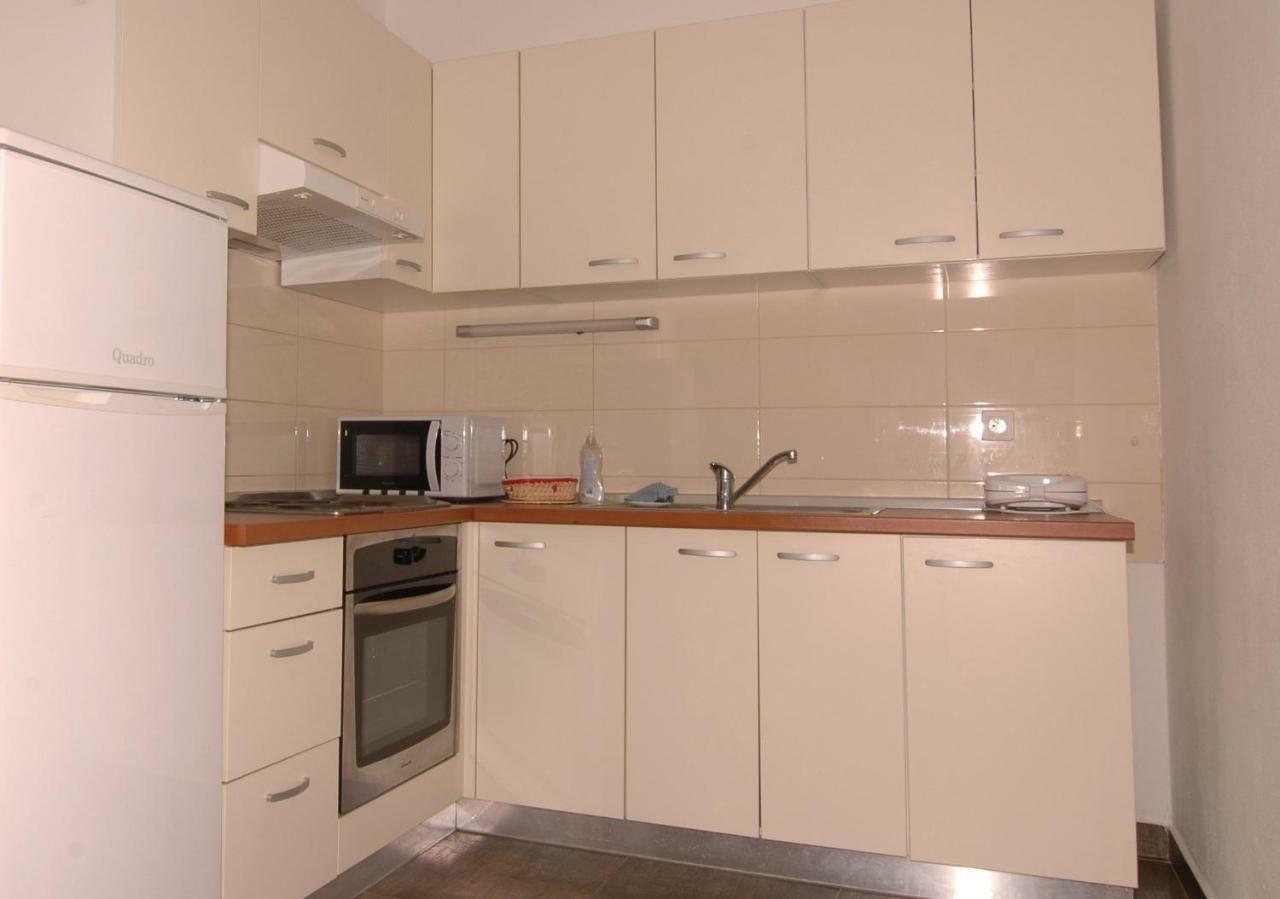Apartment Urem Biograd Na Moru Esterno foto